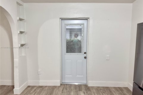 Appartement à louer à Miami, Floride: 2 chambres, 257.34 m2 № 1929558 - photo 25