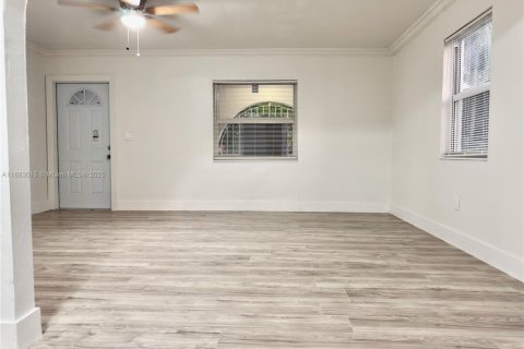 Appartement à louer à Miami, Floride: 2 chambres, 257.34 m2 № 1929558 - photo 29