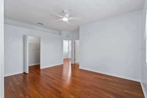 House in Venice, Florida 4 bedrooms, 205.04 sq.m. № 2091624 - photo 29