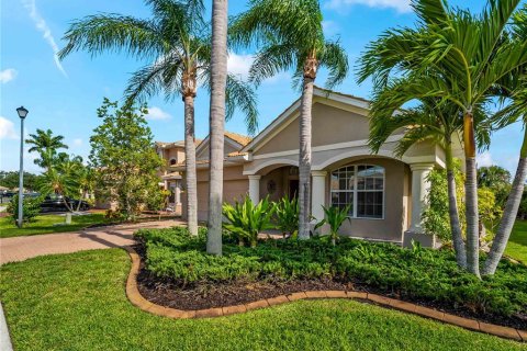 House in Venice, Florida 4 bedrooms, 205.04 sq.m. № 2091624 - photo 4