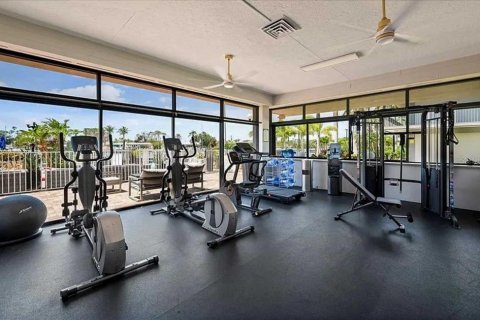 Condo in Sarasota, Florida, 3 rooms  № 1901548 - photo 20