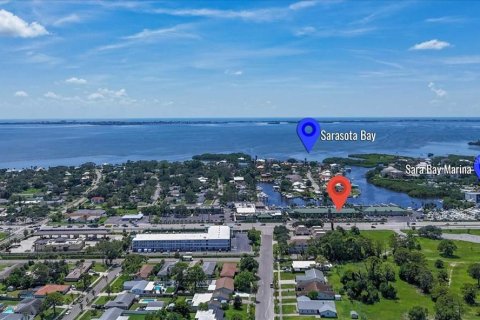 Condo in Sarasota, Florida, 3 rooms  № 1901548 - photo 27