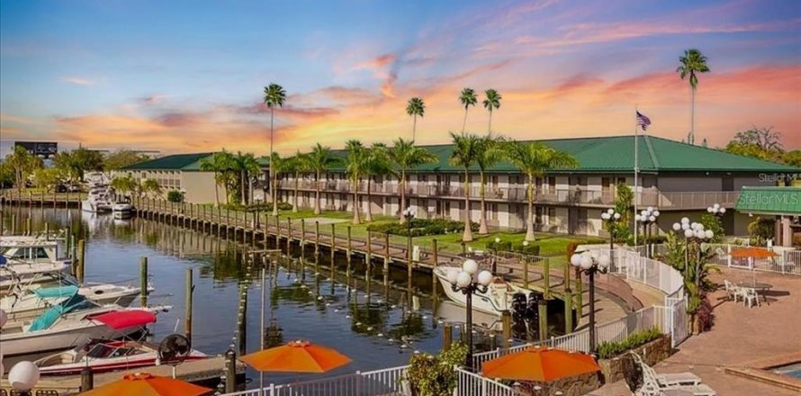 Condo à Sarasota, Floride, 3 pièces № 1901548