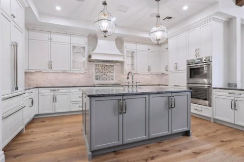 Villa ou maison à vendre à Sarasota, Floride: 4 chambres, 379.69 m2 № 1733167 - photo 16