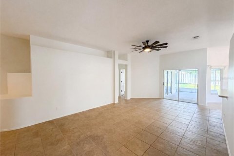 Casa en venta en Lutz, Florida, 4 dormitorios, 166.11 m2 № 2198561 - foto 5