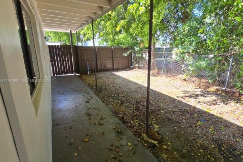 Apartamento en Fort Lauderdale, Florida 1 dormitorio, 51.1 m2 № 1998214