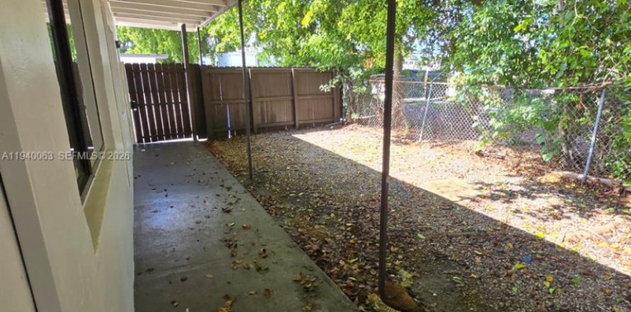 Apartamento en Fort Lauderdale, Florida 1 dormitorio, 51.1 m2 № 1998214