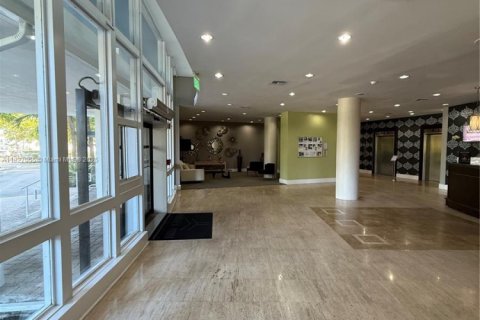 Copropriété à vendre à Miami Beach, Floride: 2 chambres, 106.37 m2 № 1797596 - photo 16