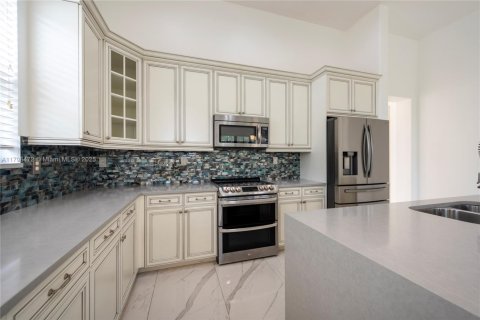 Villa ou maison à vendre à Cooper City, Floride: 4 chambres, 215.53 m2 № 1946896 - photo 8