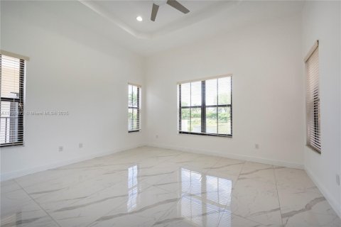 Villa ou maison à vendre à Cooper City, Floride: 4 chambres, 215.53 m2 № 1946896 - photo 15