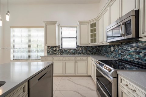 Villa ou maison à vendre à Cooper City, Floride: 4 chambres, 215.53 m2 № 1946896 - photo 10