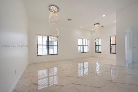 Villa ou maison à vendre à Cooper City, Floride: 4 chambres, 215.53 m2 № 1946896 - photo 6