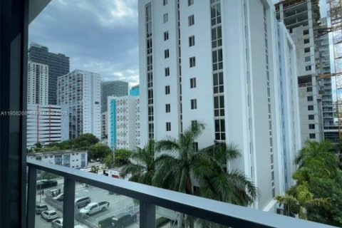 Купить кондоминиум в Майами, Флорида 1 спальня, 44.22м2, № 2017412 - фото 10
