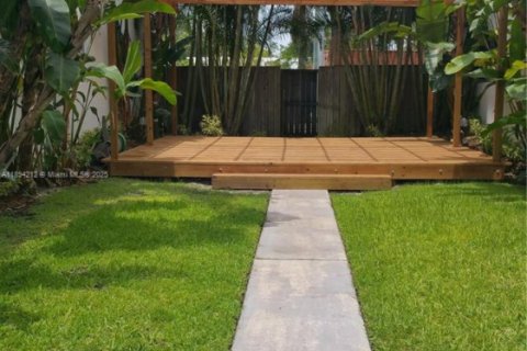 Apartment in Miami, Florida 2 bedrooms, 109.16 sq.m. № 1945911 - photo 19