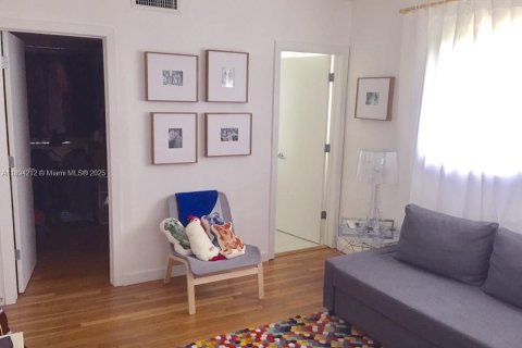 Apartment in Miami, Florida 2 bedrooms, 109.16 sq.m. № 1945911 - photo 11