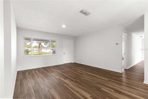 House in Ocala, Florida 3 bedrooms, 138.98 sq.m. № 2094192 - photo 26
