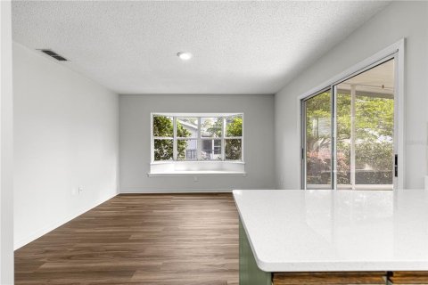 House in Ocala, Florida 3 bedrooms, 138.98 sq.m. № 2094192 - photo 8