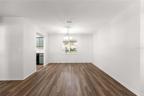 House in Ocala, Florida 3 bedrooms, 138.98 sq.m. № 2094192 - photo 6