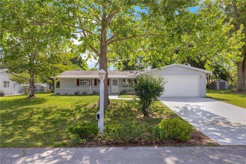 House in Ocala, Florida 3 bedrooms, 138.98 sq.m. № 2094192 - photo 2