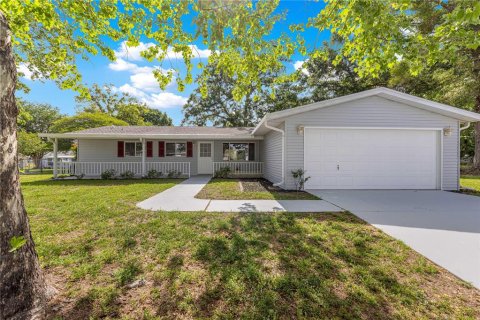 House in Ocala, Florida 3 bedrooms, 138.98 sq.m. № 2094192