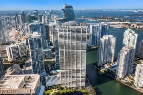 Condo in Miami, Florida, 2 bedrooms № 2247277 - photo 30