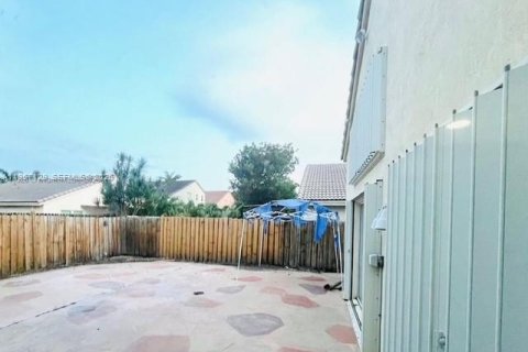 Casa en alquiler en Homestead, Florida, 4 dormitorios, 202.16 m2 № 2011203 - foto 14