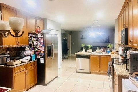 Casa en alquiler en Homestead, Florida, 4 dormitorios, 202.16 m2 № 2011203 - foto 12