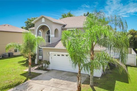 Villa ou maison à vendre à Kissimmee, Floride: 4 chambres, 264.49 m2 № 2390856 - photo 2