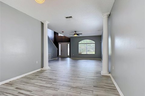 Villa ou maison à vendre à Kissimmee, Floride: 4 chambres, 264.49 m2 № 2390856 - photo 9