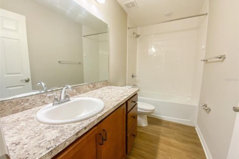 Casa en venta en Zephyrhills, Florida, 3 dormitorios, 138.7 m2 № 1919397 - foto 27