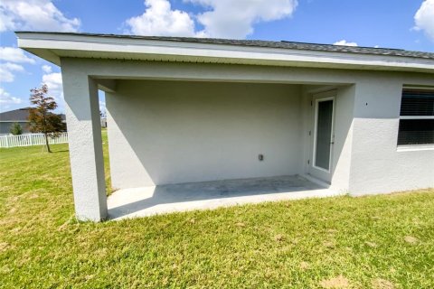 Casa en venta en Zephyrhills, Florida, 3 dormitorios, 138.7 m2 № 1919397 - foto 30