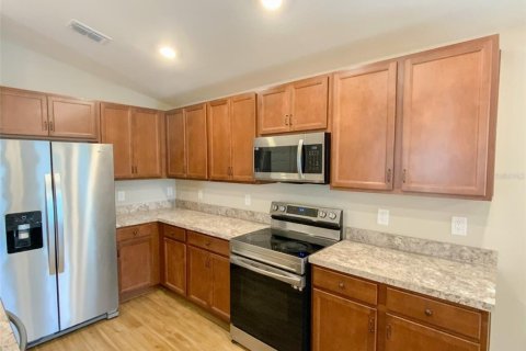Casa en venta en Zephyrhills, Florida, 3 dormitorios, 138.7 m2 № 1919397 - foto 5