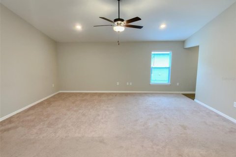 Casa en venta en Zephyrhills, Florida, 3 dormitorios, 138.7 m2 № 1919397 - foto 14