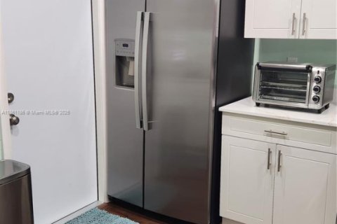 Condo in Plantation, Florida, 1 bedroom  № 1961565 - photo 11