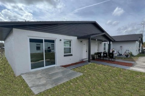 Apartamento en alquiler en Winter Haven, Florida, 2 dormitorios, 84.91 m2 № 1849923 - foto 1