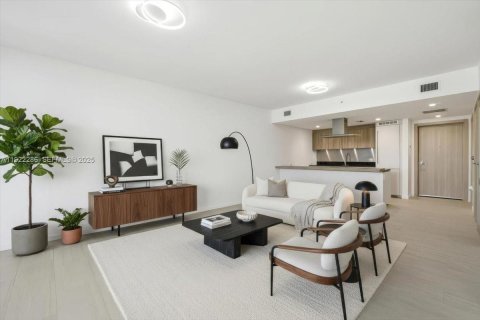 Condo in Miami, Florida, 1 bedroom  № 2076769 - photo 10