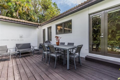 House in Miami Shores, Florida 3 bedrooms, 116.31 sq.m. № 2174113 - photo 27