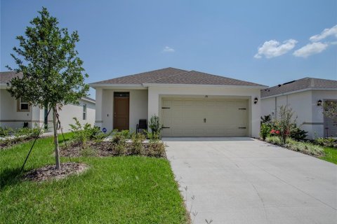 Casa en Umatilla, Florida 3 dormitorios, 122.26 m2 № 2312410