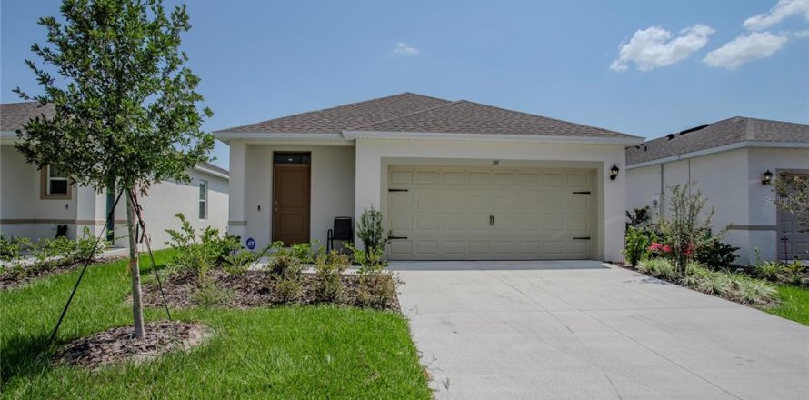 Villa ou maison à Umatilla, Floride 3 chambres, 122.26 m2 № 2312410