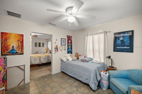 House in Ocala, Florida 4 bedrooms, 274.34 sq.m. № 1440818 - photo 24