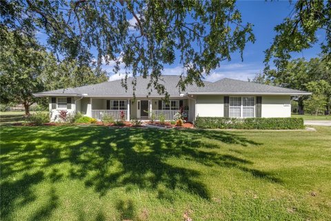 House in Ocala, Florida 4 bedrooms, 274.34 sq.m. № 1440818 - photo 2