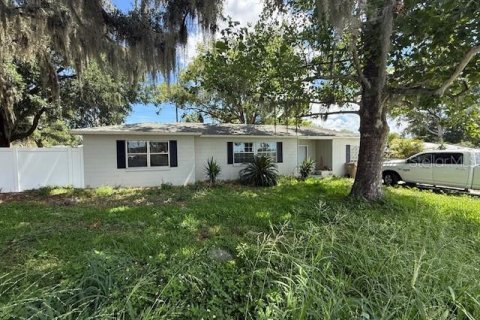 Casa en venta en Eustis, Florida, 2 dormitorios, 132.11 m2 № 1910980 - foto 10
