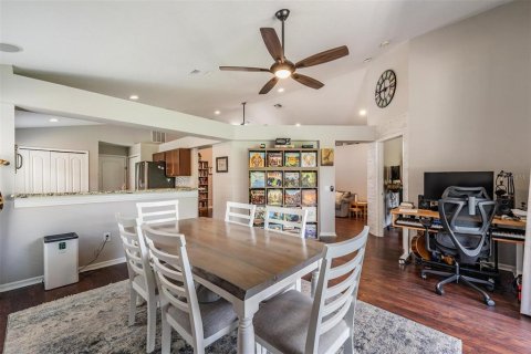 House in Wesley Chapel, Florida 3 bedrooms, 151.62 sq.m. № 1827741 - photo 7