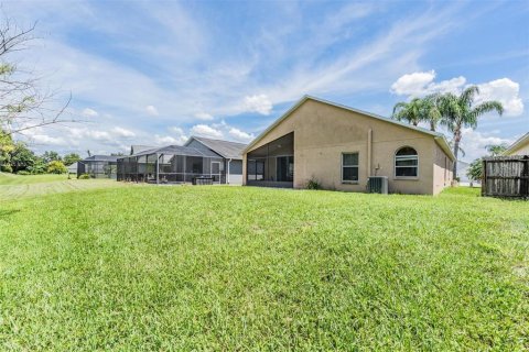 House in Wesley Chapel, Florida 3 bedrooms, 151.62 sq.m. № 1827741 - photo 23