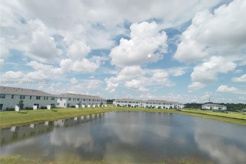 Touwnhouse à louer à Port St. Lucie, Floride: 3 chambres, 151.9 m2 № 2402240 - photo 30