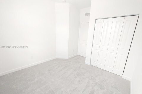 Touwnhouse à louer à Port St. Lucie, Floride: 3 chambres, 151.9 m2 № 2402240 - photo 13