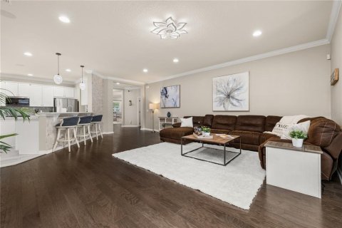 House in Winter Garden, Florida 4 bedrooms, 258.27 sq.m. № 1875850 - photo 14