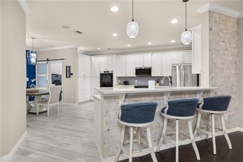 House in Winter Garden, Florida 4 bedrooms, 258.27 sq.m. № 1875850 - photo 20