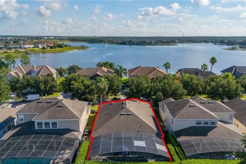 House in Winter Garden, Florida 4 bedrooms, 258.27 sq.m. № 1875850 - photo 1