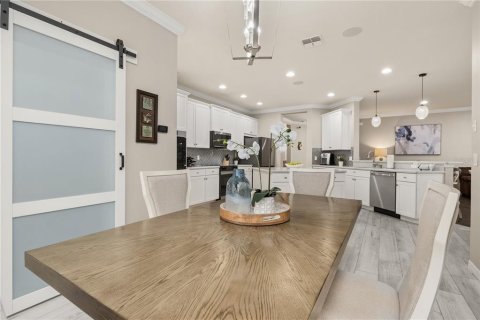 House in Winter Garden, Florida 4 bedrooms, 258.27 sq.m. № 1875850 - photo 24